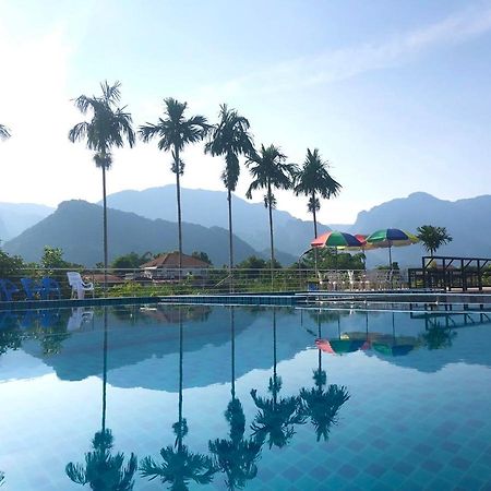 Oyo 416 Golden Nakara Resort Maesai Mae Sai Esterno foto