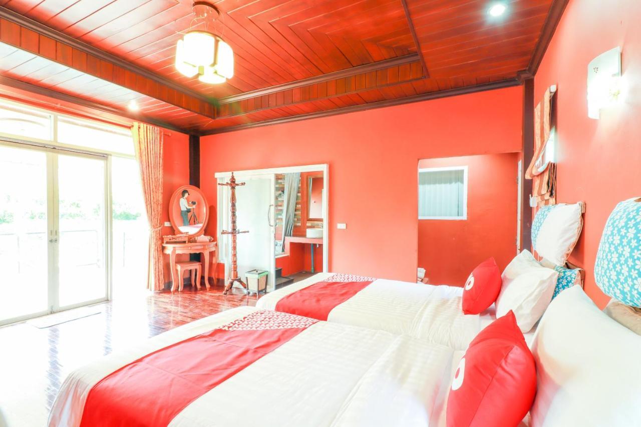 Oyo 416 Golden Nakara Resort Maesai Mae Sai Esterno foto