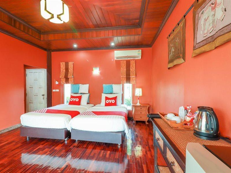 Oyo 416 Golden Nakara Resort Maesai Mae Sai Esterno foto
